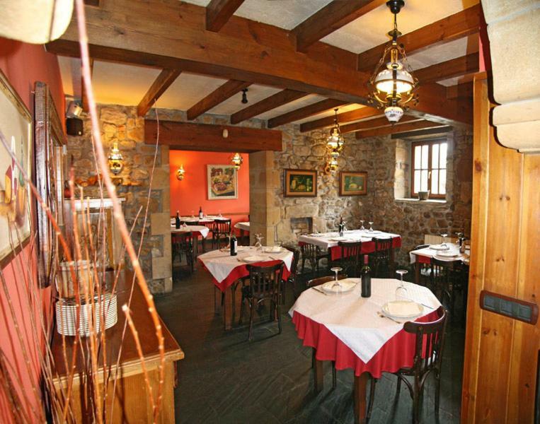 Posada Restaurante Casa Juanchu Adino Exterior photo